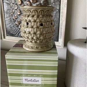 COPY - Scentsy Full Size Warmer — Plantation